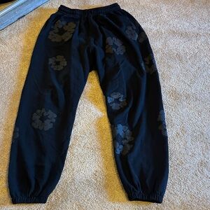 Men’s Black Floral Jogger Pants